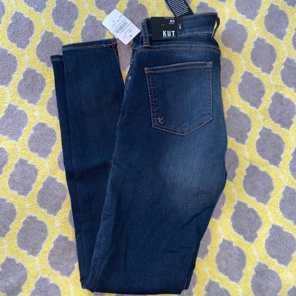 High Rise MIA Skinny - Picture 2 of 4